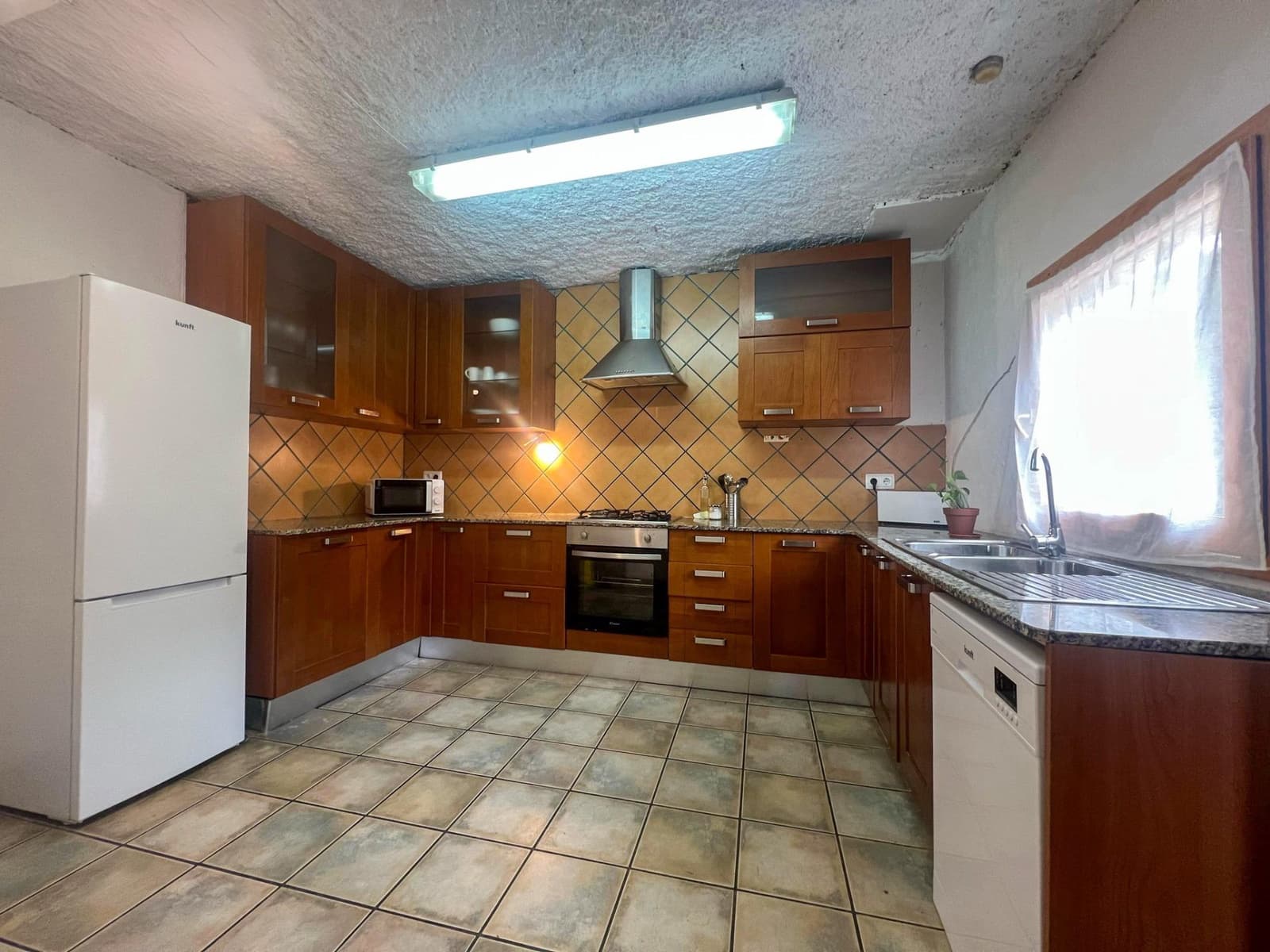 4 slaapkamer Finca/Landhuis te koop in Torrelles de Foix - € 289.500 (Ref: 8865085)