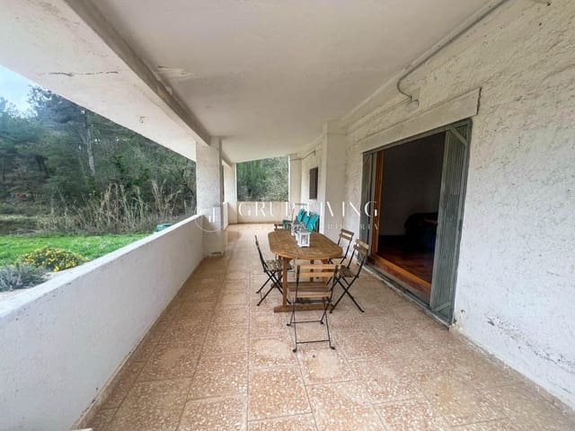 4 makuuhuone Maalaistalo myytävänä paikassa Torrelles de Foix - 289 500 € (Ref: 8865085)