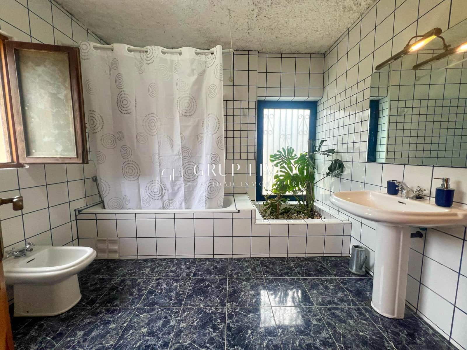 4 makuuhuone Maalaistalo myytävänä paikassa Torrelles de Foix - 289 500 € (Ref: 8865085)