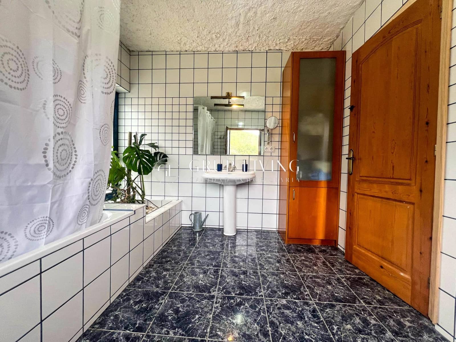 4 makuuhuone Maalaistalo myytävänä paikassa Torrelles de Foix - 289 500 € (Ref: 8865085)
