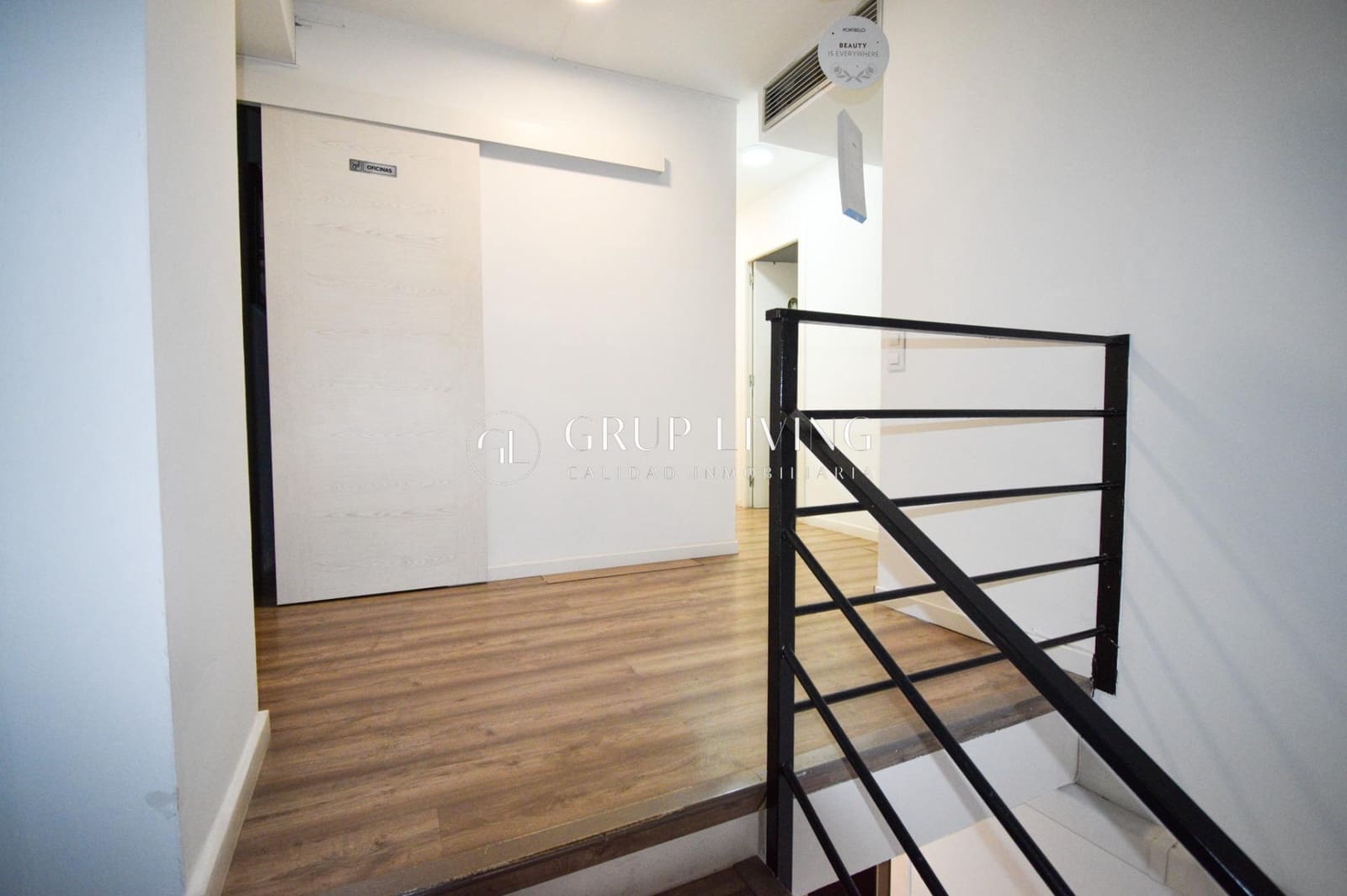 Commercial for rent in Sant Pere de Ribes - € 950 (Ref: 8869905)