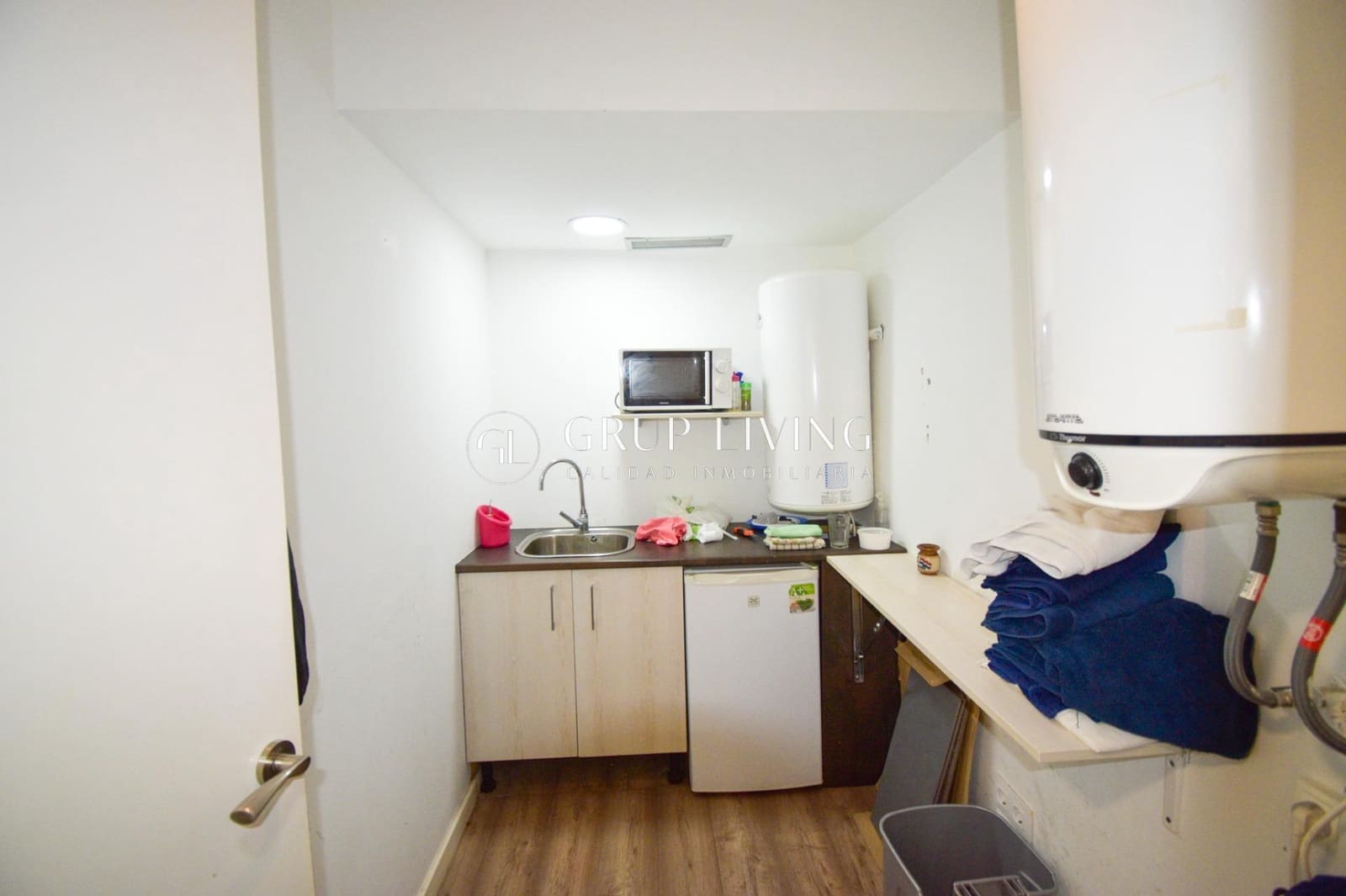 Commercial for rent in Sant Pere de Ribes - € 950 (Ref: 8869905)