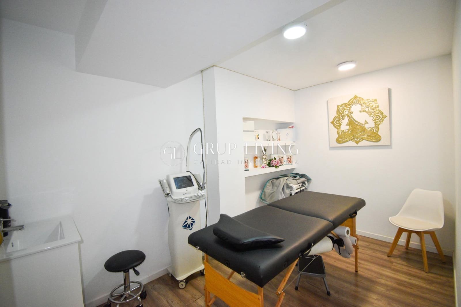 Commercial for rent in Sant Pere de Ribes - € 950 (Ref: 8869905)