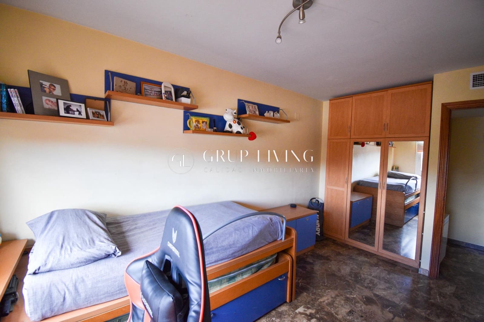 3 bedroom Semi-detached Villa for sale in Vilafortuny with pool garage - € 415,000 (Ref: 8892941)