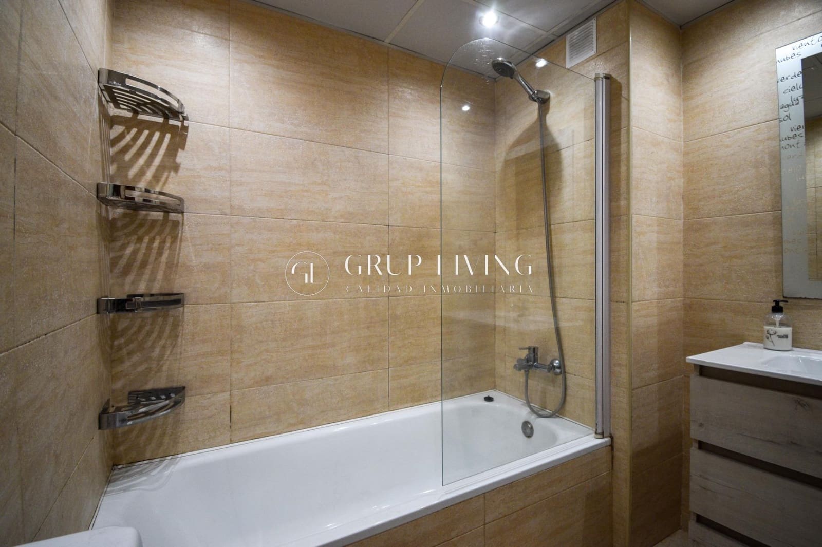 3 bedroom Semi-detached Villa for sale in Vilafortuny with pool garage - € 415,000 (Ref: 8892941)