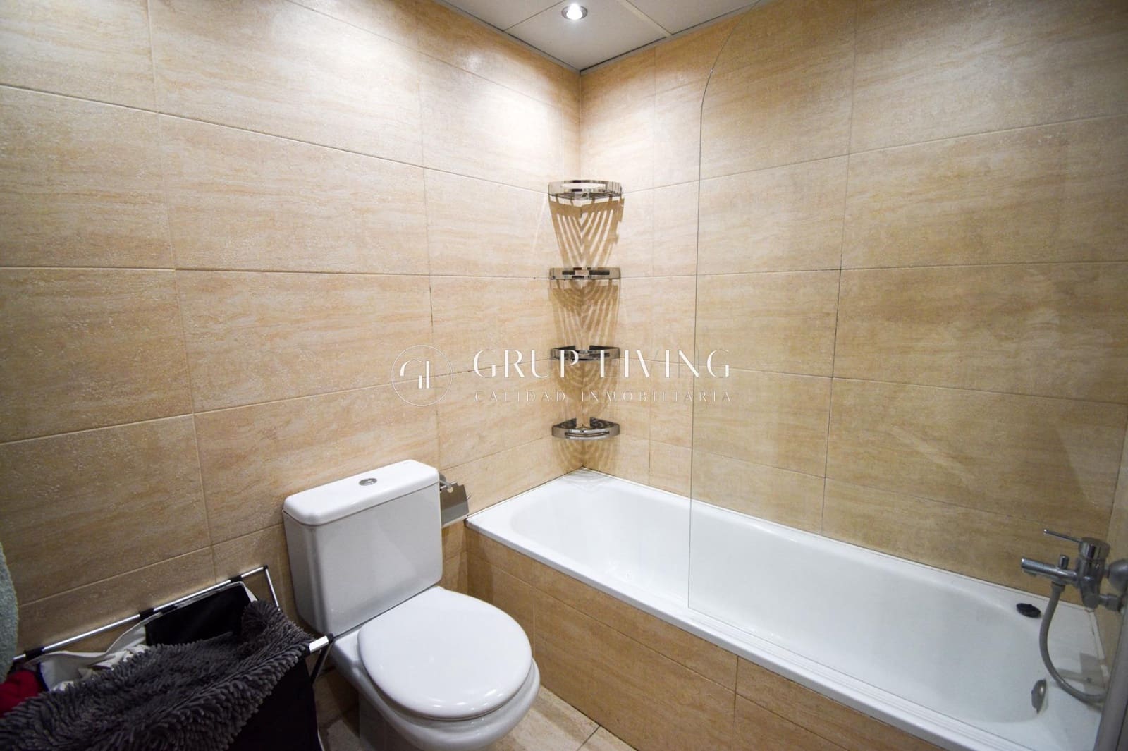 3 bedroom Semi-detached Villa for sale in Vilafortuny with pool garage - € 415,000 (Ref: 8892941)