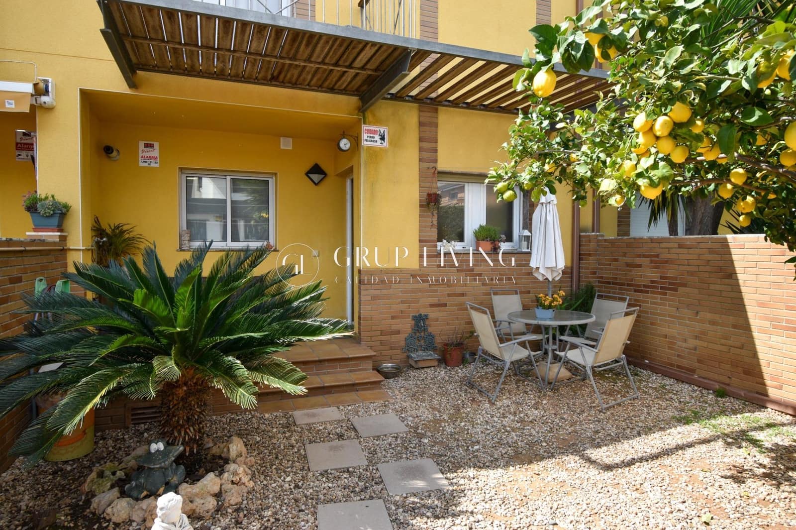 3 bedroom Semi-detached Villa for sale in Vilafortuny with pool garage - € 415,000 (Ref: 8892941)