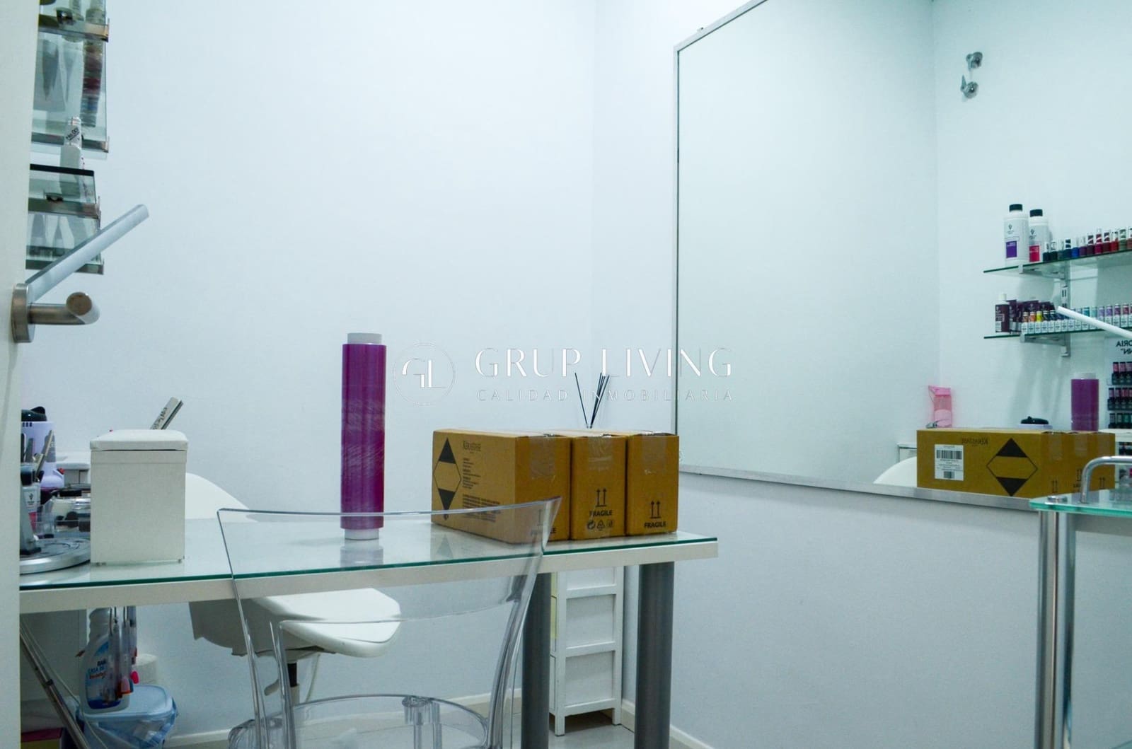 Commercial for rent in Sant Pere de Ribes - € 1,700 (Ref: 8897001)