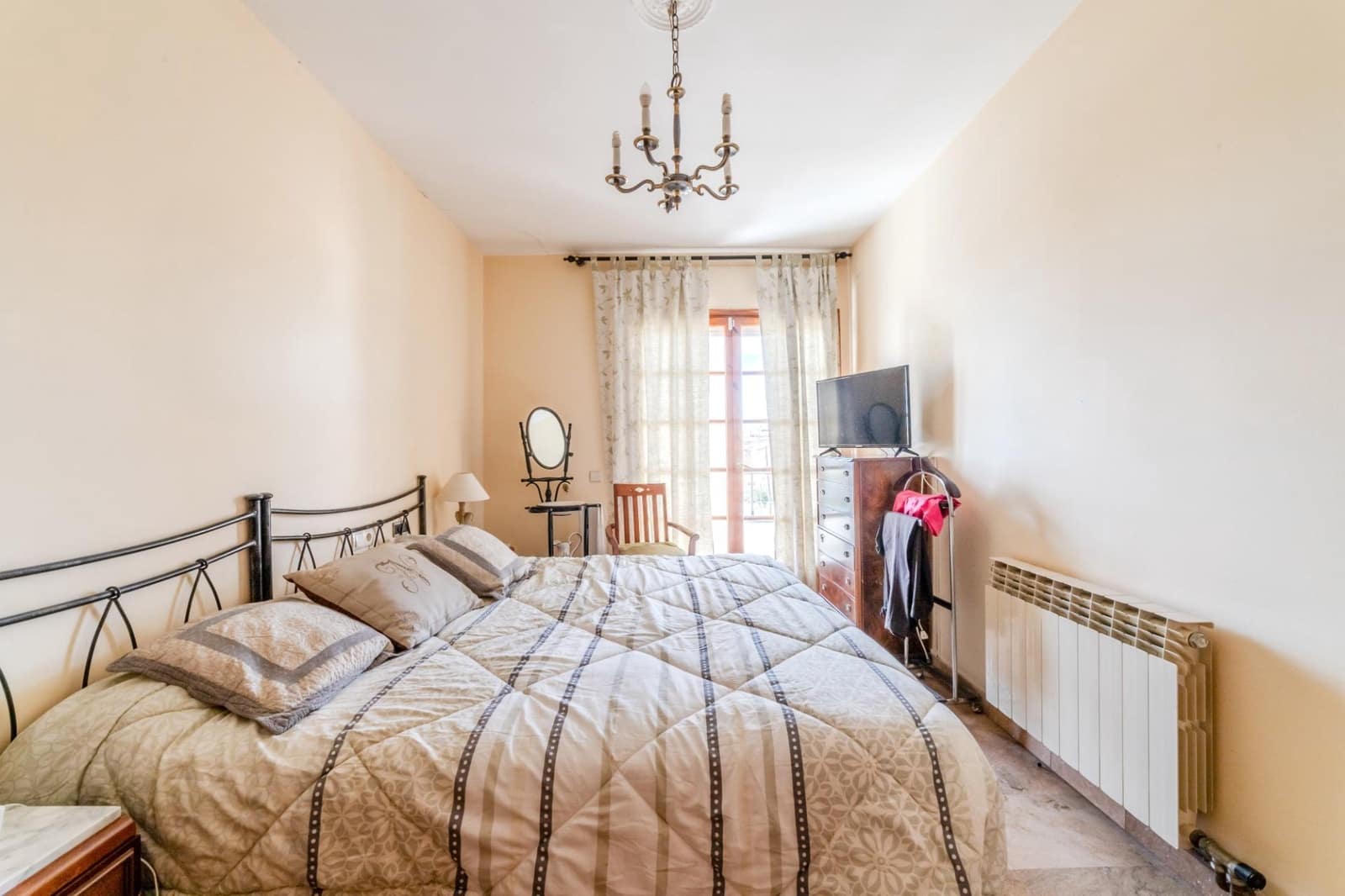 5 soveværelse Villa til salg i Vilanova i la Geltru med swimmingpool garage - € 715.000 (Ref: 8900225)