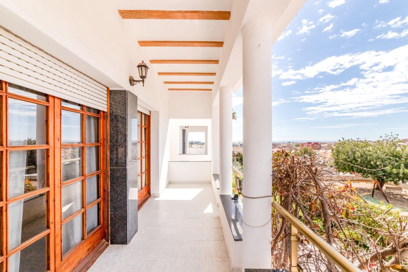 5 soveværelse Villa til salg i Vilanova i la Geltru med swimmingpool garage - € 715.000 (Ref: 8900225)