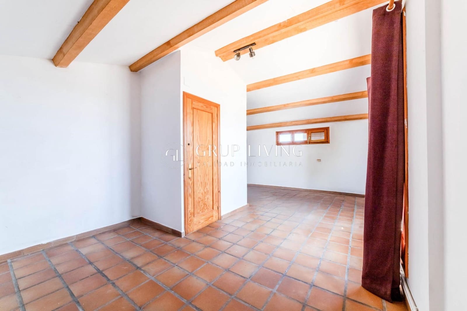 5 Zimmer Villa zu verkaufen in Vilanova i la Geltru mit Pool Garage - 715.000 € (Ref: 8900225)