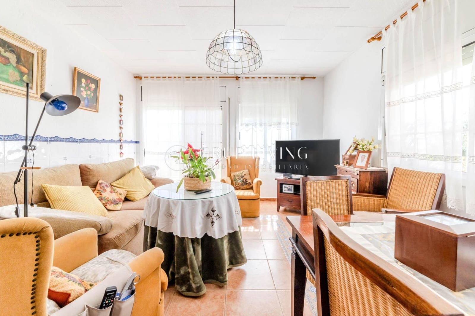 5 Zimmer Villa zu verkaufen in Vilanova i la Geltru mit Pool Garage - 715.000 € (Ref: 8900225)