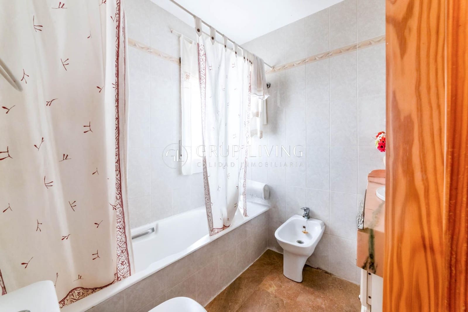 5 Zimmer Villa zu verkaufen in Vilanova i la Geltru mit Pool Garage - 715.000 € (Ref: 8900225)
