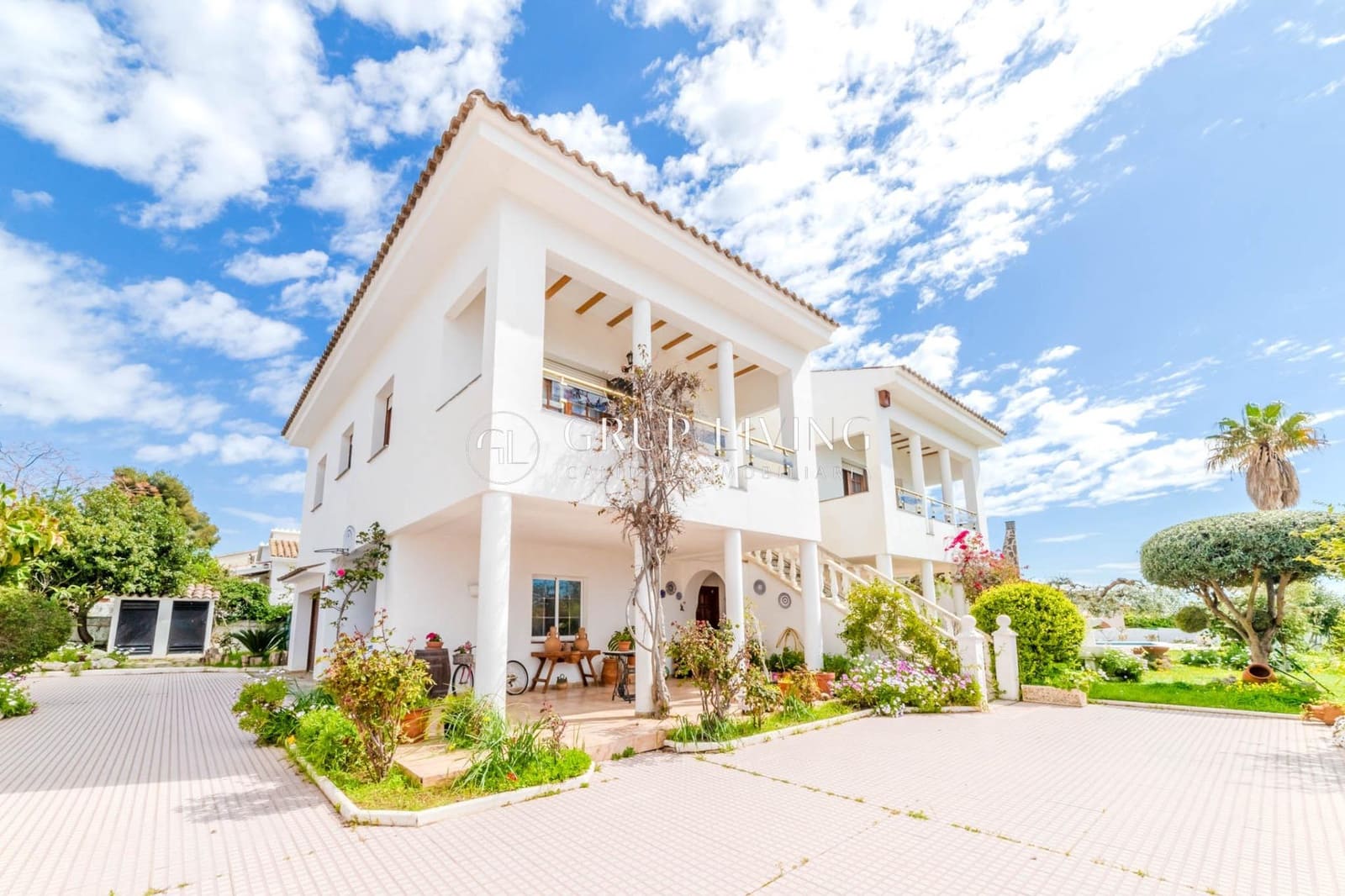 5 Zimmer Villa zu verkaufen in Vilanova i la Geltru mit Pool Garage - 715.000 € (Ref: 8900225)