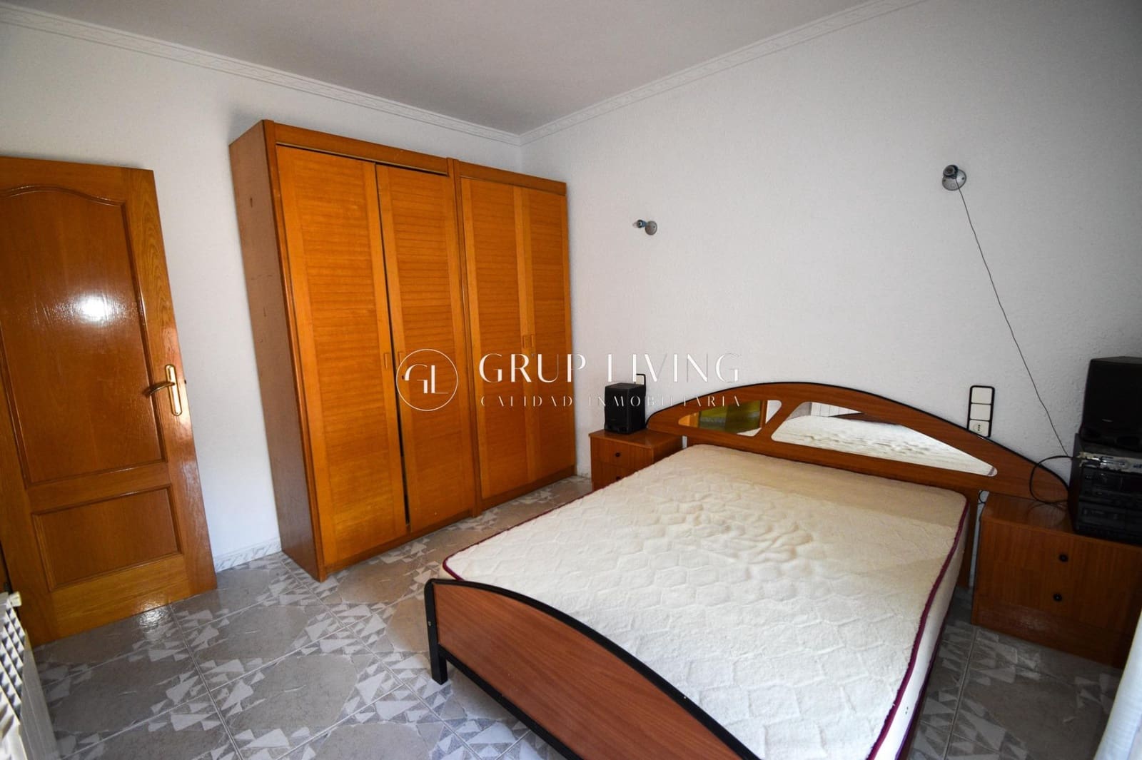 5 soveværelse Villa til salg i Canyelles med garage - € 318.000 (Ref: 8932186)