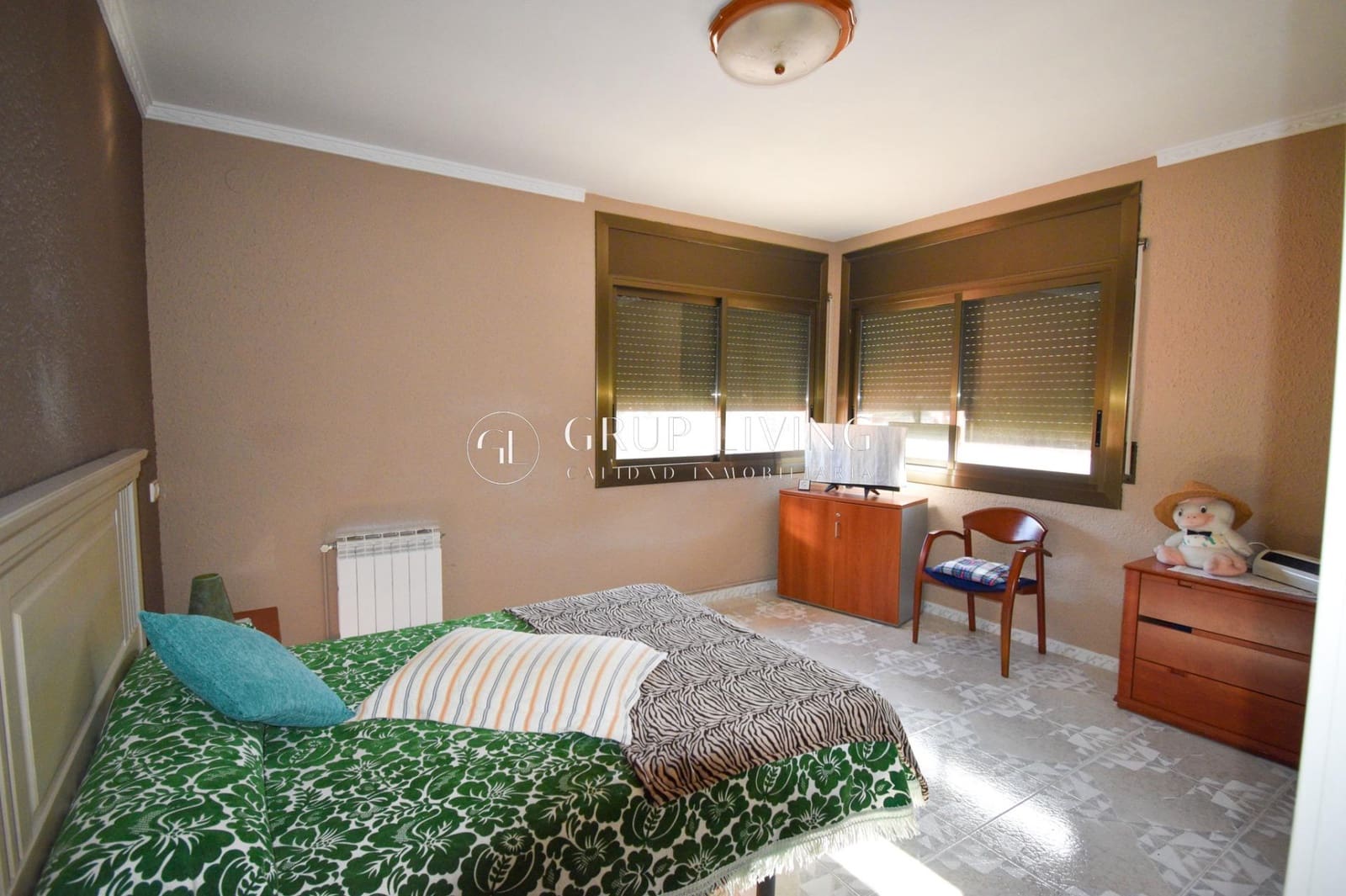 5 soveværelse Villa til salg i Canyelles med garage - € 318.000 (Ref: 8932186)