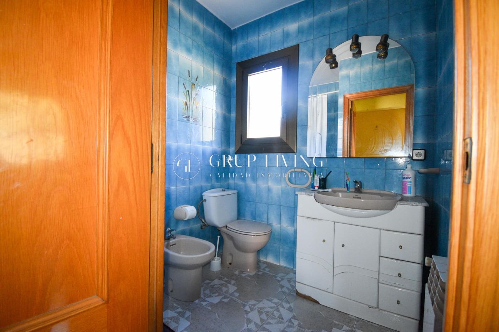 5 soveværelse Villa til salg i Canyelles med garage - € 318.000 (Ref: 8932186)