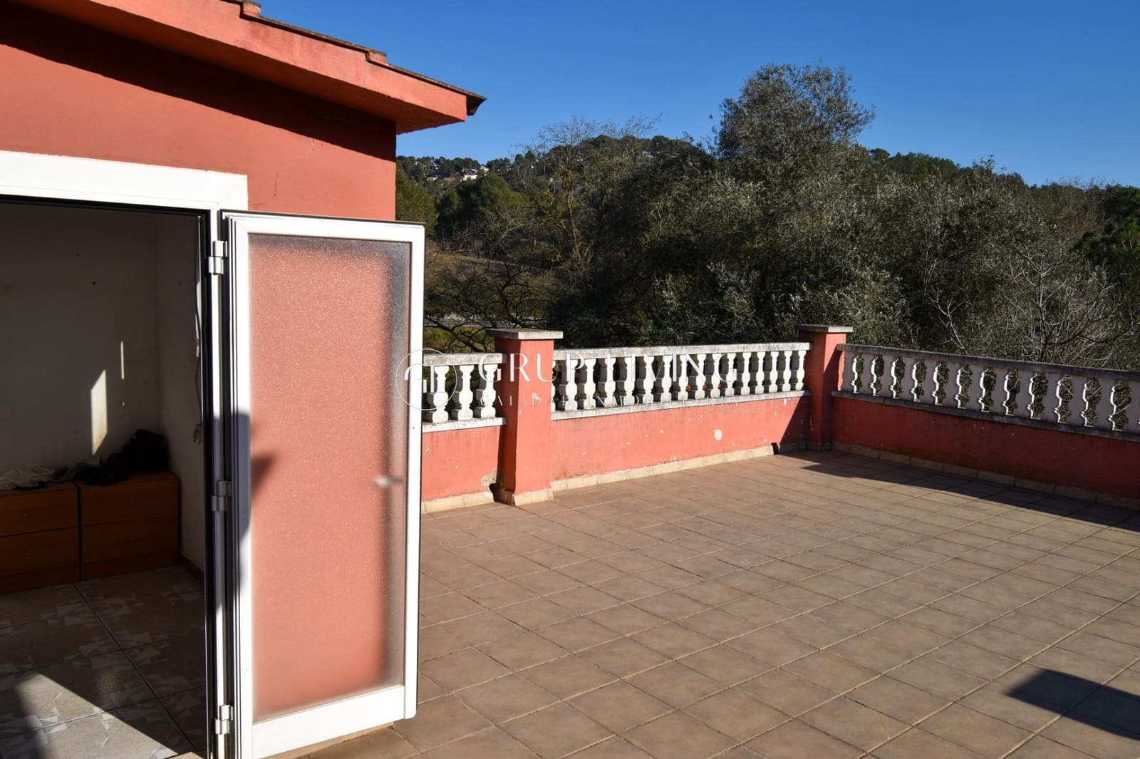 5 soveværelse Villa til salg i Canyelles med garage - € 318.000 (Ref: 8932186)