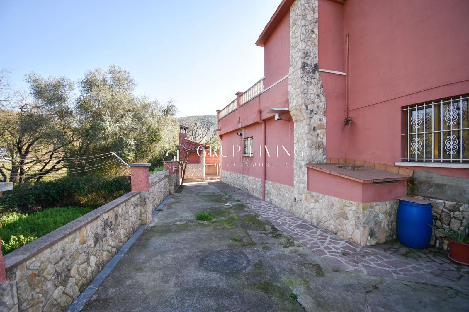 5 soveværelse Villa til salg i Canyelles med garage - € 318.000 (Ref: 8932186)