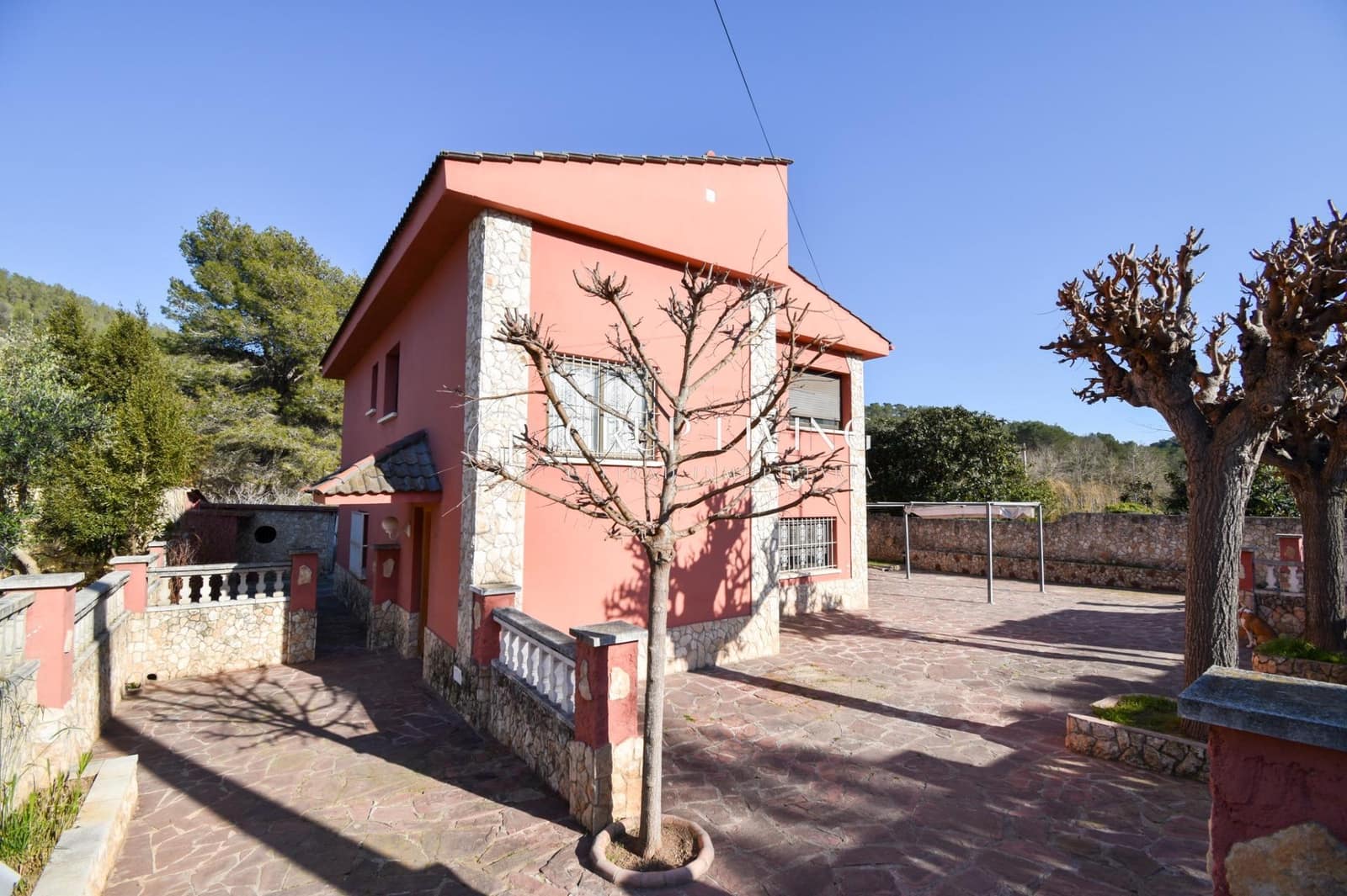 5 soveværelse Villa til salg i Canyelles med garage - € 318.000 (Ref: 8932186)