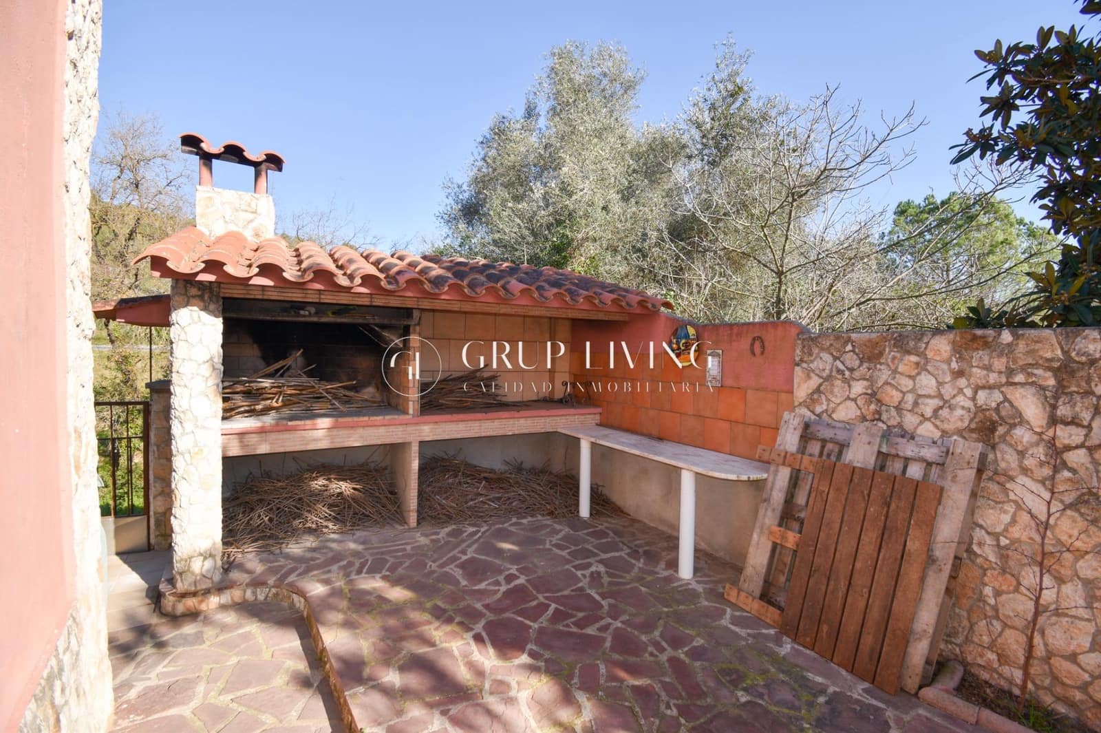 5 soveværelse Villa til salg i Canyelles med garage - € 318.000 (Ref: 8932186)