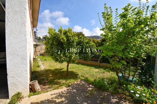 3 bedroom Villa for sale in Sitges with garage - € 685,000 (Ref: 8946755)