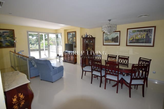 5 sovrum Lägenhet till salu i Sant Pere de Ribes med pool garage - 778 000 € (Ref: 8952648)