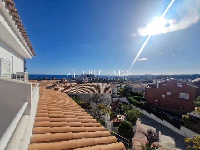 4 slaapkamer Huis te huur in Sitges met zwembad garage - € 2.250 (Ref: 8954294)