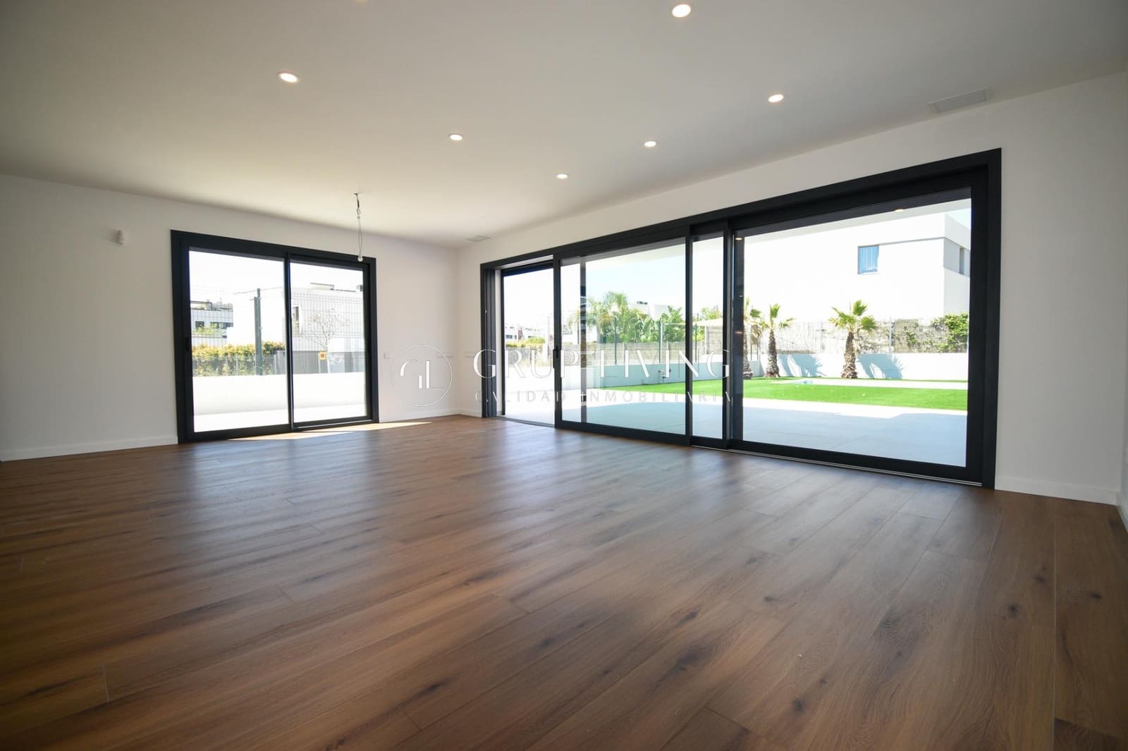 4 sovrum Villa till salu i Sitges med pool garage - 2 295 000 € (Ref: 8982459)