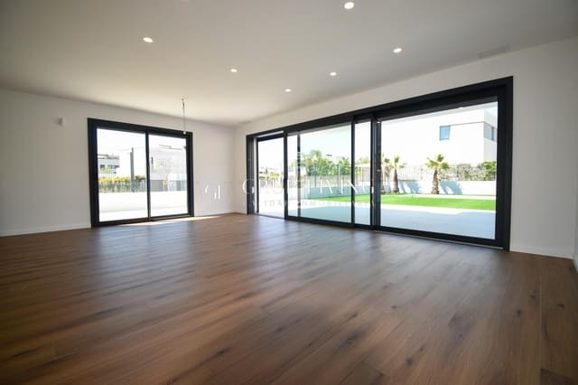 4 sovrum Villa till salu i Sitges med pool garage - 2 295 000 € (Ref: 8982459)