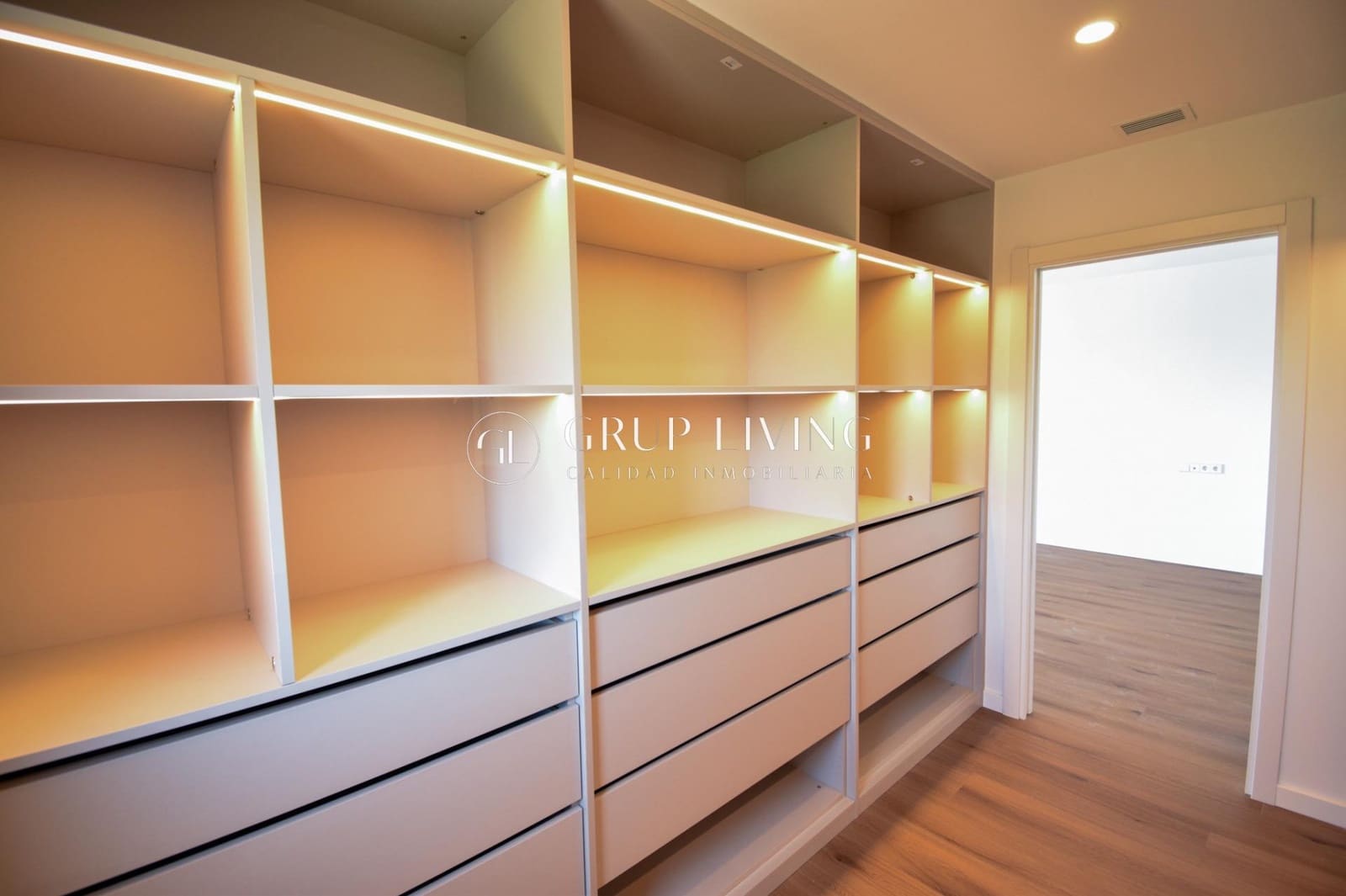 4 sovrum Villa till salu i Sitges med pool garage - 2 295 000 € (Ref: 8982459)