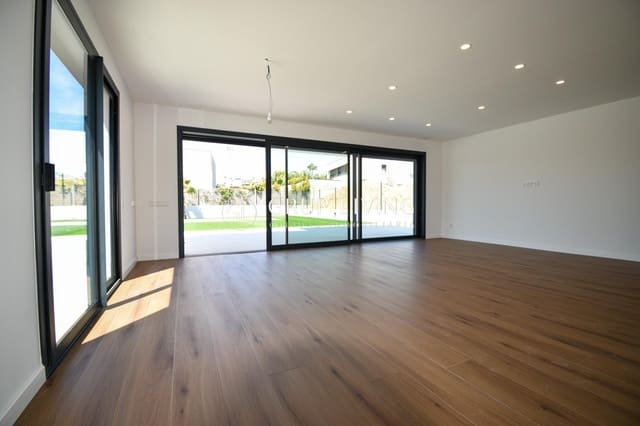 4 sovrum Villa till salu i Sitges med pool garage - 2 295 000 € (Ref: 8982459)