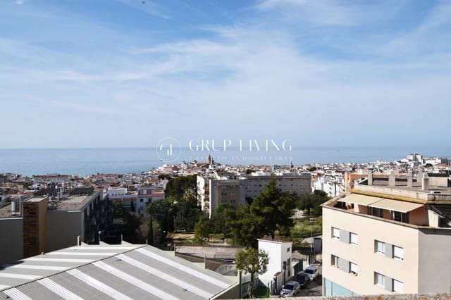 4 slaapkamer Flat te koop in Sitges met garage - € 655.000 (Ref: 9001145)