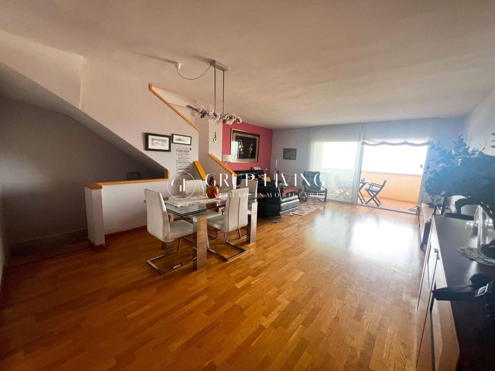4 soveværelse Lejlighed til salg i Sitges med garage - € 655.000 (Ref: 9001145)