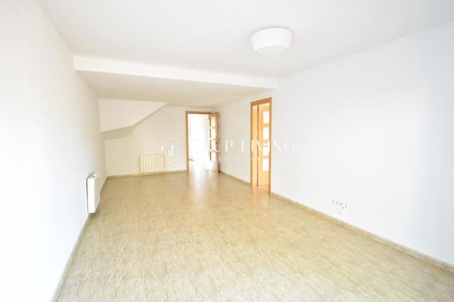 4 Zimmer Reihenhaus zu verkaufen in Castellet i la Gornal mit Garage - 290.000 € (Ref: 9014338)