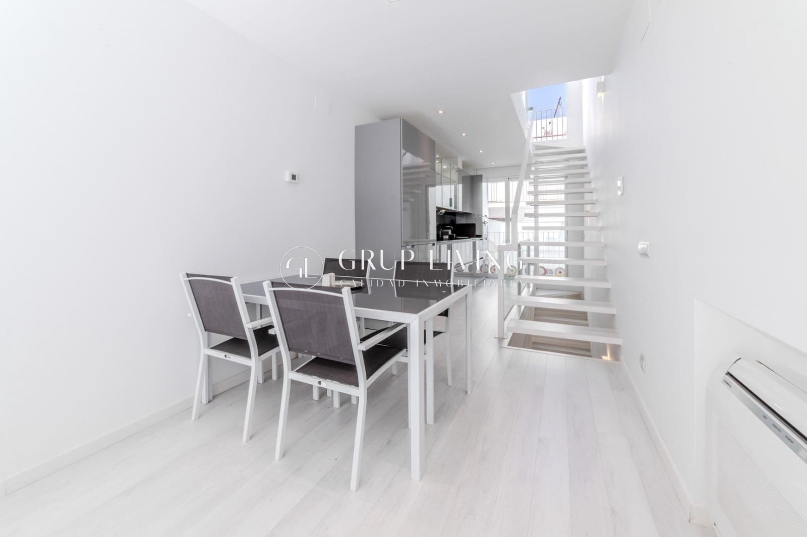 2 soveværelse Byhus til salg i Sitges - € 1.100.000 (Ref: 9021106)