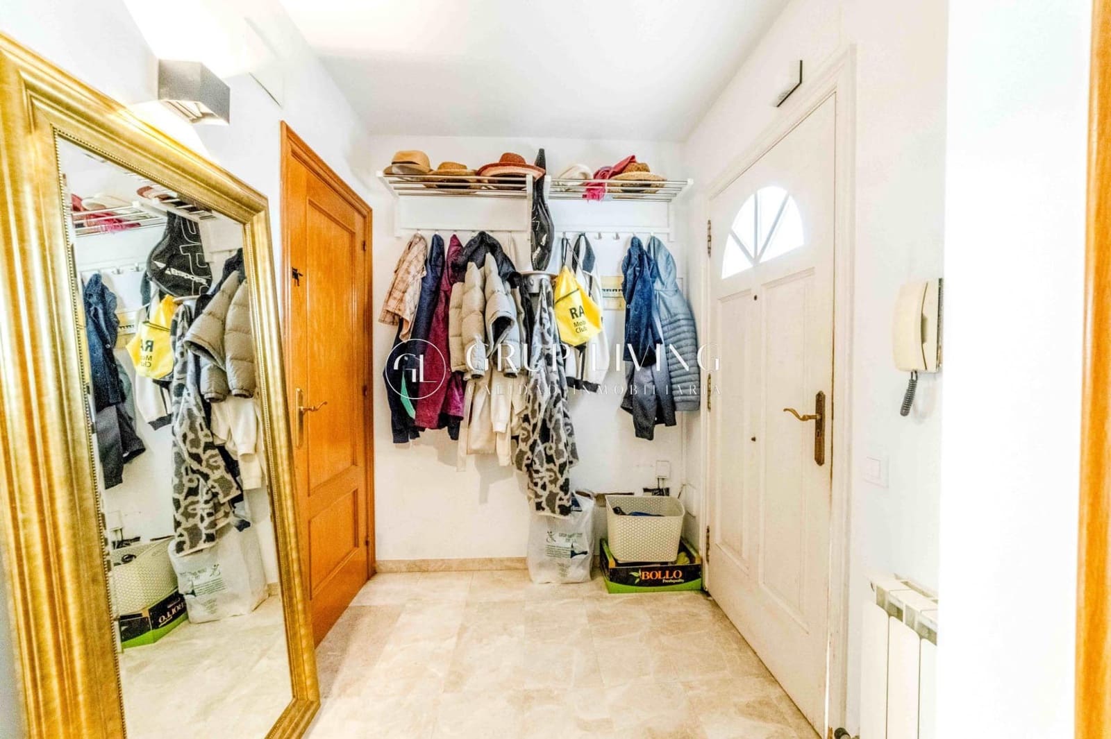 4 bedroom Villa for sale in Sitges with pool garage - € 840,000 (Ref: 9023588)