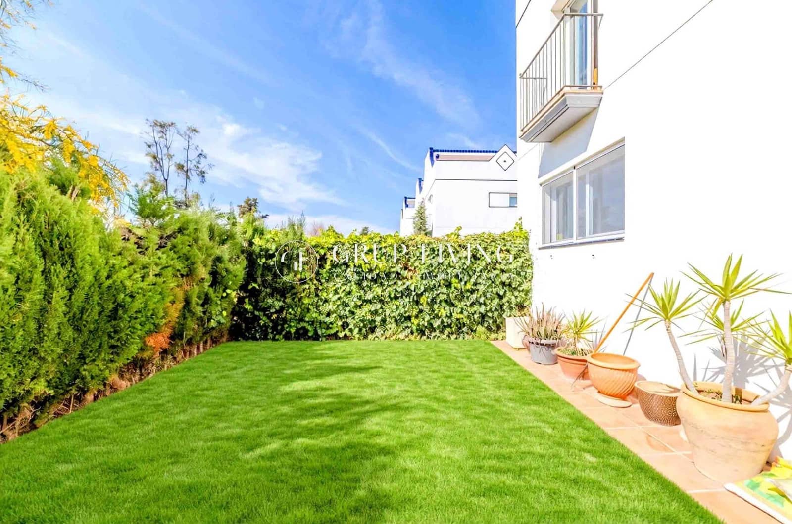 4 bedroom Villa for sale in Sitges with pool garage - € 840,000 (Ref: 9023588)