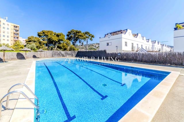 4 soveværelse Villa til salg i Sitges med swimmingpool garage - € 840.000 (Ref: 9023588)