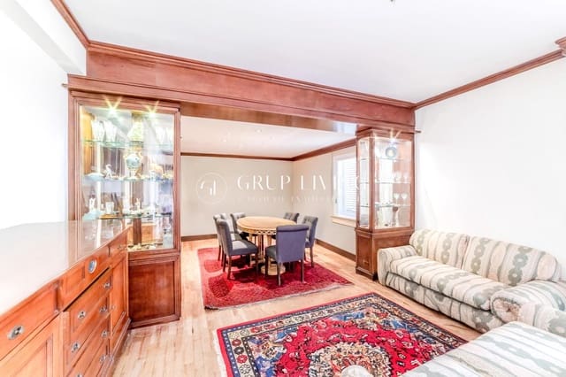 4 makuuhuone Huvila myytävänä paikassa Sitges mukana uima-altaan 
autotalli - 1 450 000 € (Ref: 9057707)