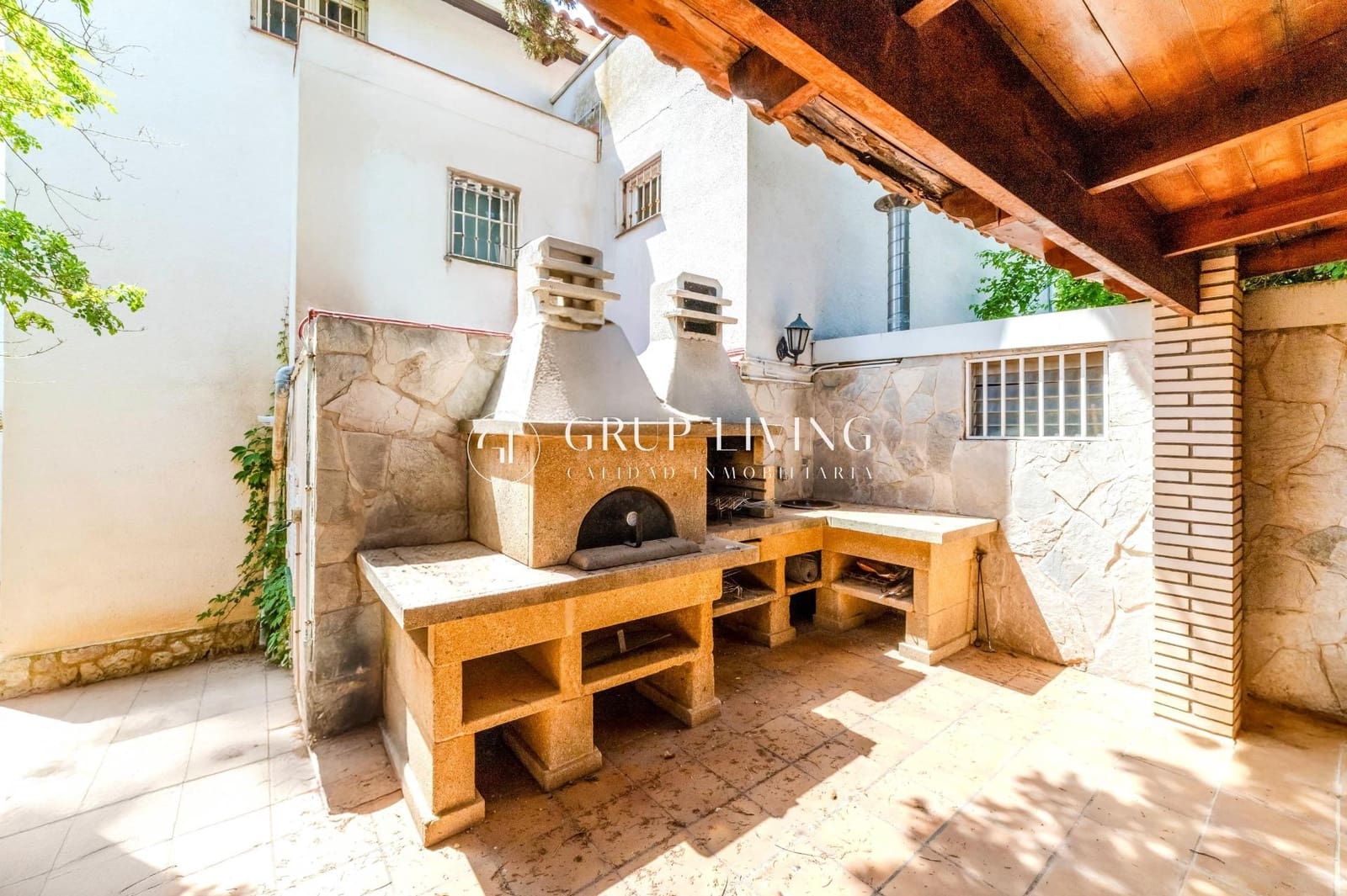 4 sovrum Villa till salu i Sitges med pool garage - 1 450 000 € (Ref: 9057707)