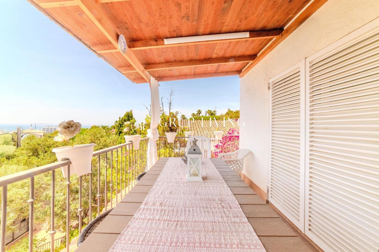 4 sovrum Villa till salu i Sitges med pool garage - 1 450 000 € (Ref: 9057707)