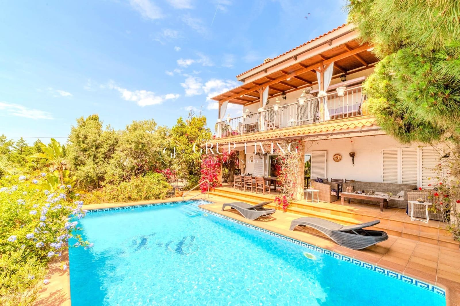 4 sovrum Villa till salu i Sitges med pool garage - 1 450 000 € (Ref: 9057707)