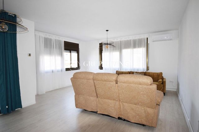 Chalet de 3 habitaciones en Sitges en alquiler con piscina garaje - 2.530 € (Ref: 9062496)