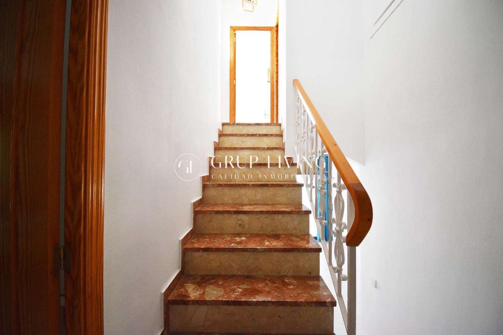 3 bedroom Villa for rent in Sitges with pool garage - € 2,530 (Ref: 9062496)