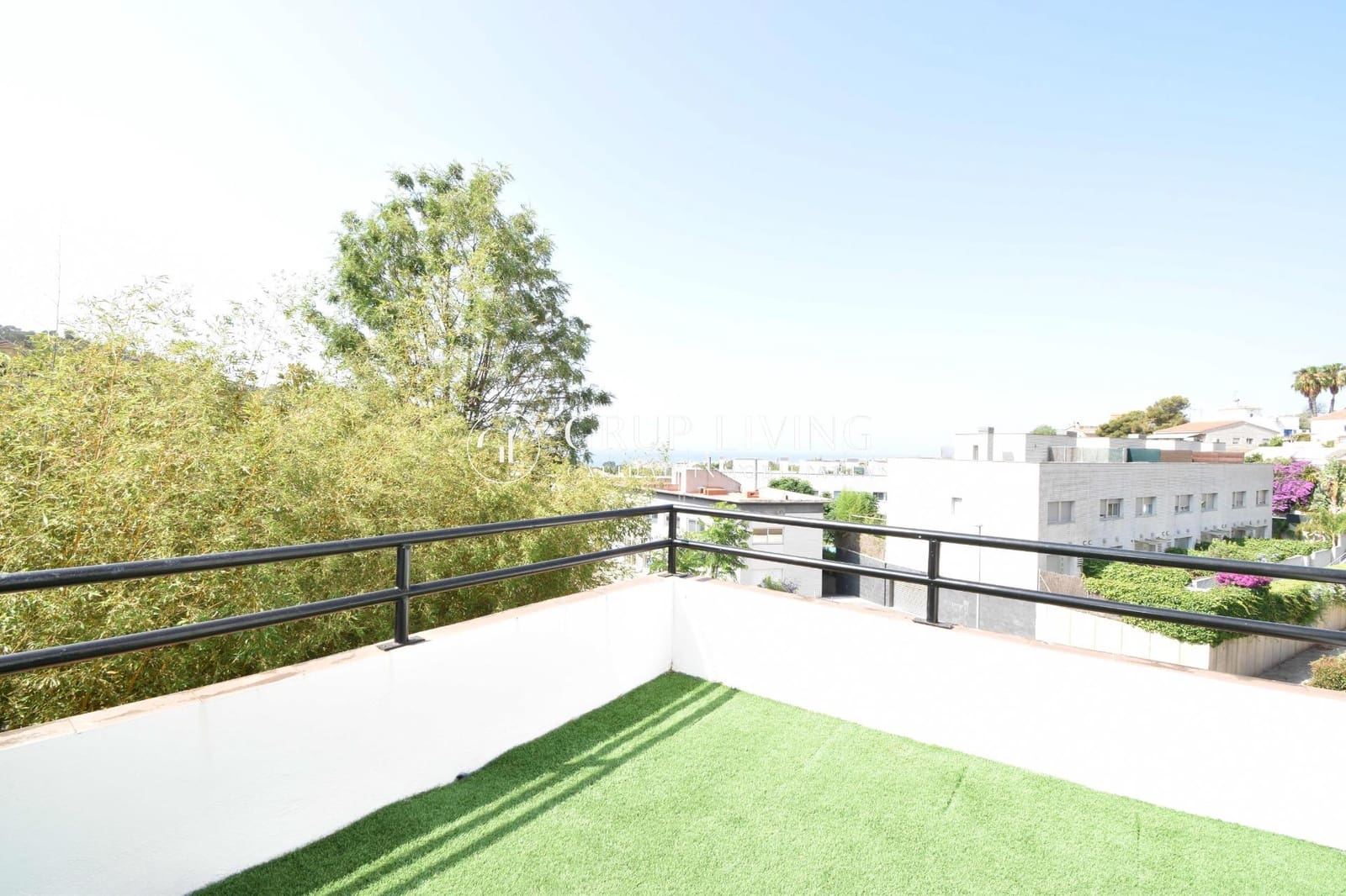 3 bedroom Villa for rent in Sitges with pool garage - € 2,530 (Ref: 9062496)