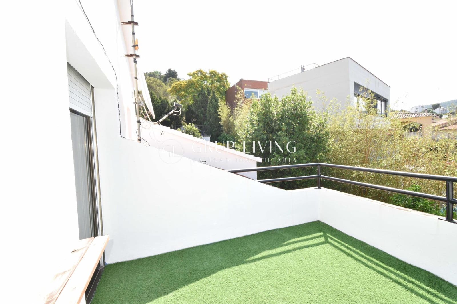 3 bedroom Villa for rent in Sitges with pool garage - € 2,530 (Ref: 9062496)