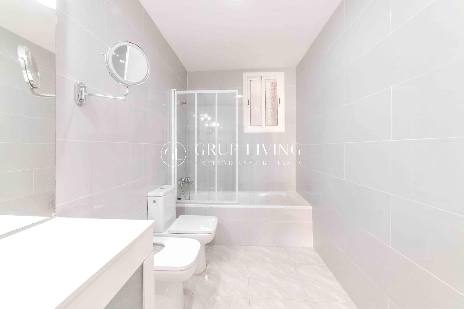 5 soveværelse Villa til salg i Les Botigues de Sitges med garage - € 512.000 (Ref: 9089893)