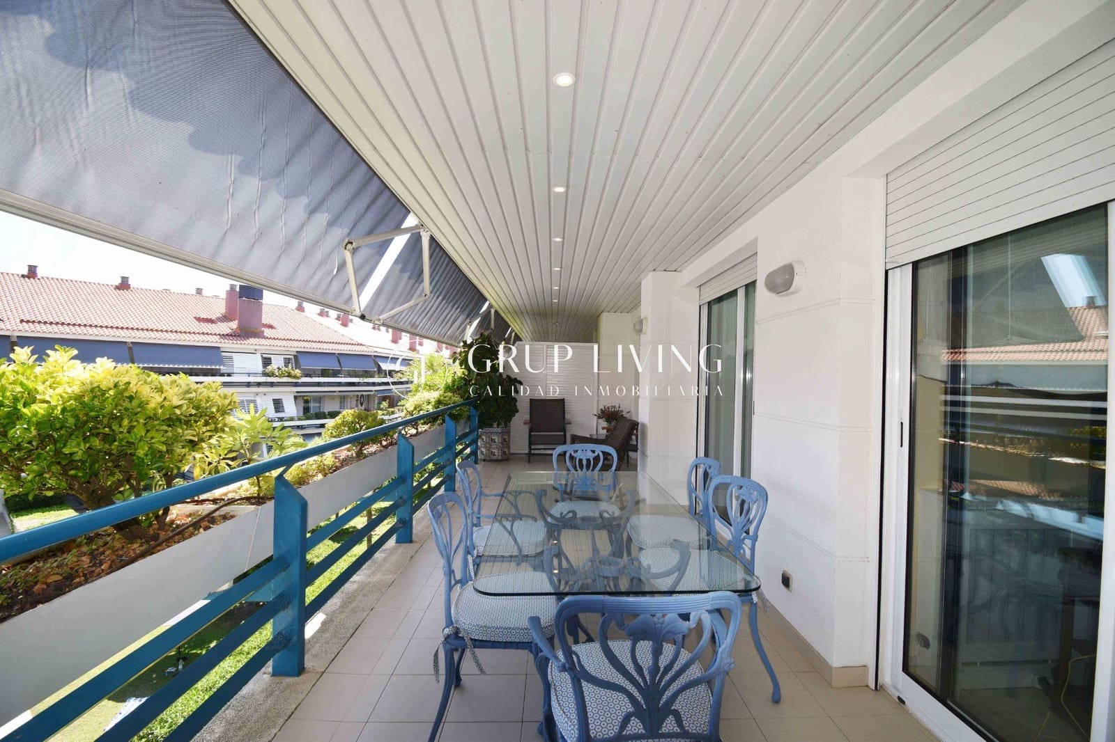 5 bedroom Flat for rent in Sitges with pool garage - € 4,900 (Ref: 9104735)