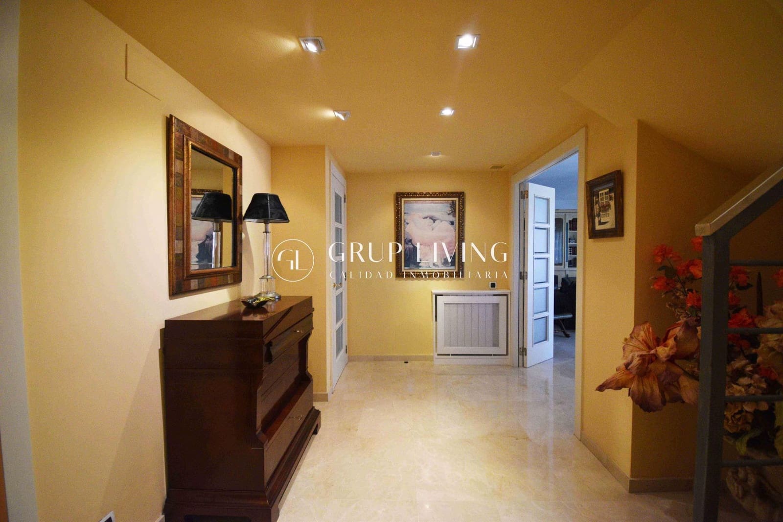 5 bedroom Flat for rent in Sitges with pool garage - € 4,900 (Ref: 9104735)